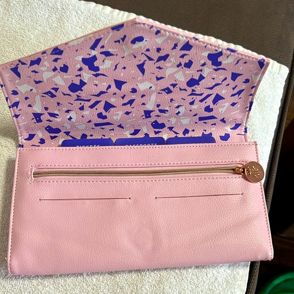 💥10 ITEMS FOR $30‼️ - Picture 2 of 8